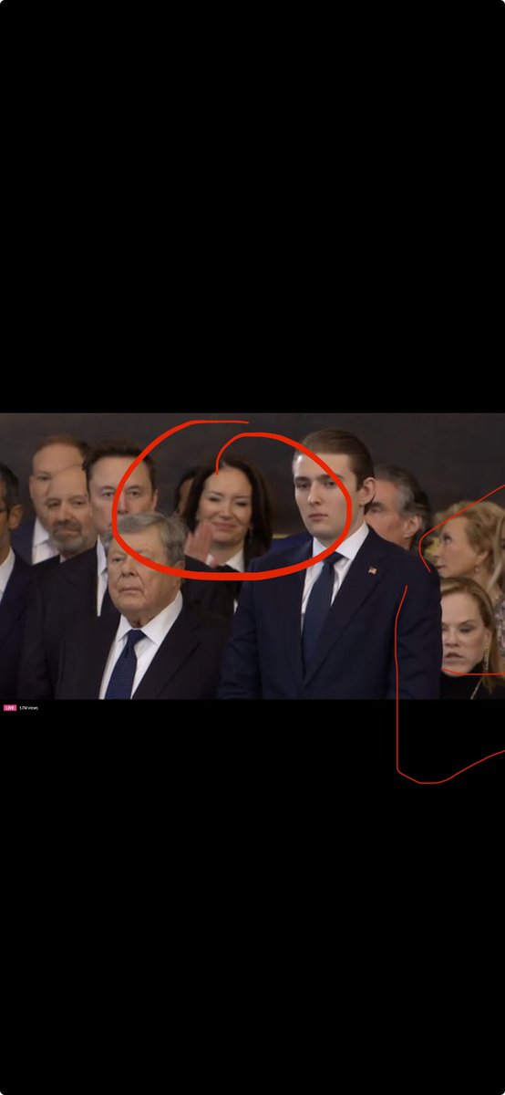 Lisa 🌸 tweet media