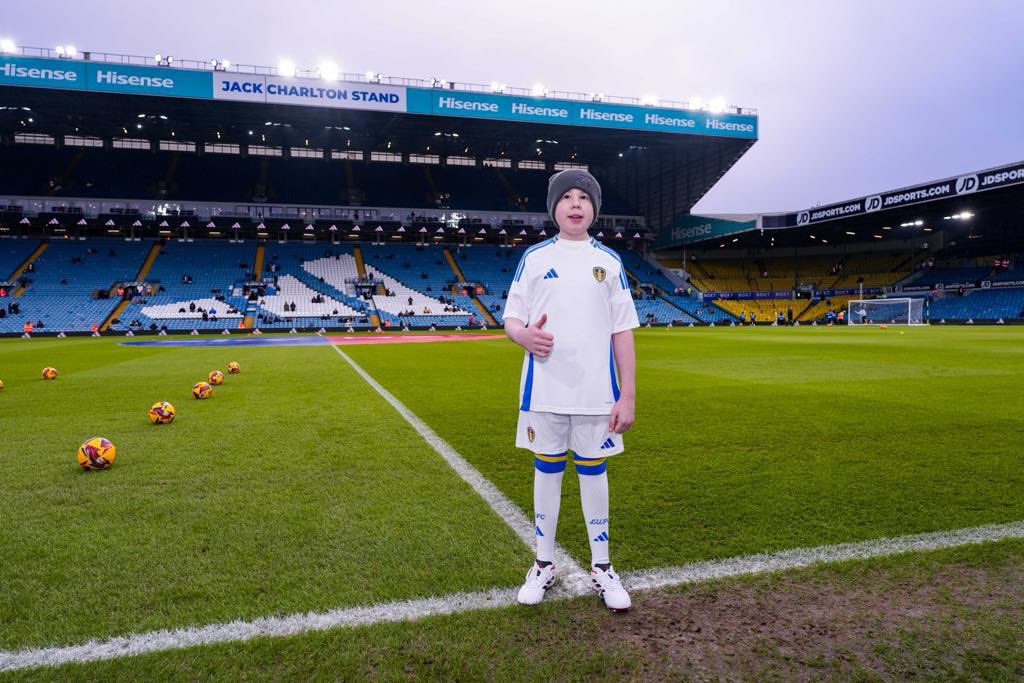 krm020676's tweet photo. So proud of our boy Leighton one of the mascots for Leeds united yesterday @DeltaManorCroft https://t.co/QAKjDglcWF