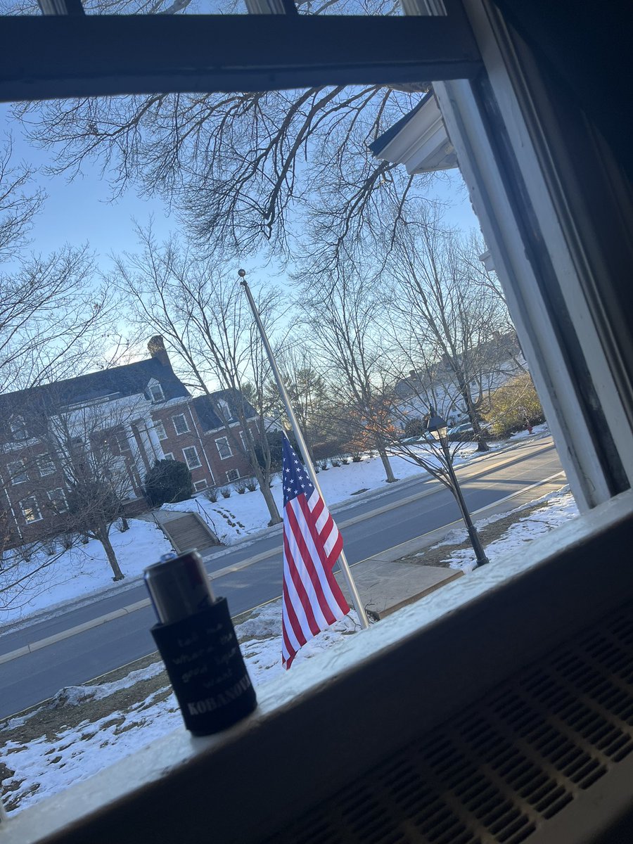 antihazer's tweet photo. This is what MLK died for. No school, geebs, booze, and college football. You mind if William comes back to life and has a day? https://t.co/V77t6O6tBg