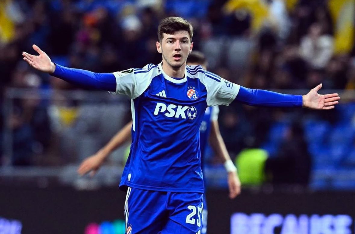 FabrizioRomano's tweet photo. 🚨⚫️🔵 Inter have reached an agreement with Dinamo Zagreb midfielder Petar Sučić on personal terms.

Green light from 21 year old talent with deal to be closed now for June, ahead of Clubs’ World Cup.

Negotiations now ongoing between clubs on the transfer fee, still discussing. https://t.co/0Wop1jOKwx