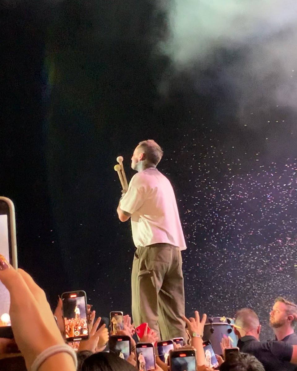 ivania ✩ tweet media