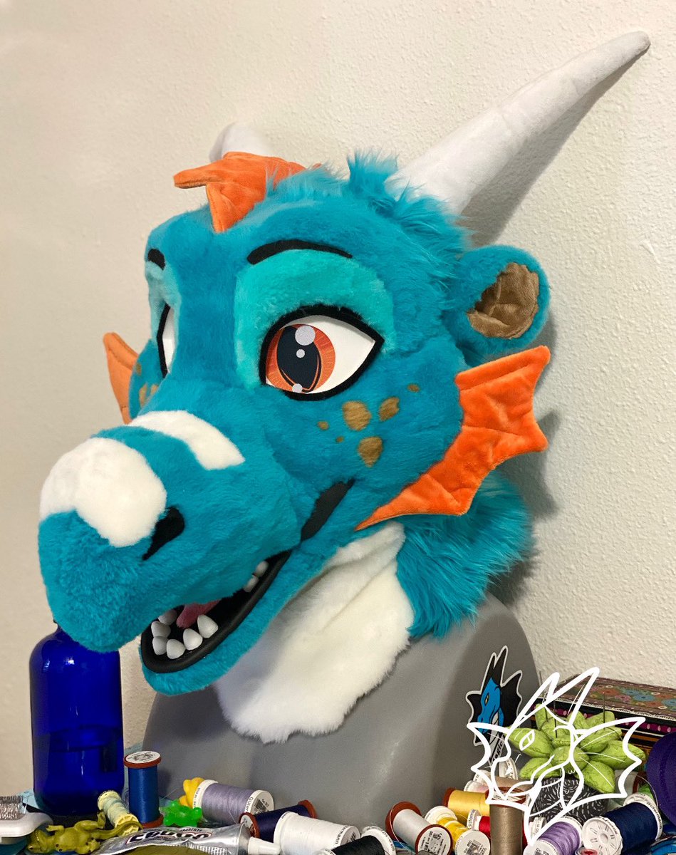 MagicMagey's tweet photo. Almost done editing the Beach Dragon premade that I made with @Cannibal_ish!! 🩵 He’s been for sale for over a year now (🥲), so I’m making some edits to hopefully help find him a home!! 😁🩵 https://t.co/4hg0brwlAC