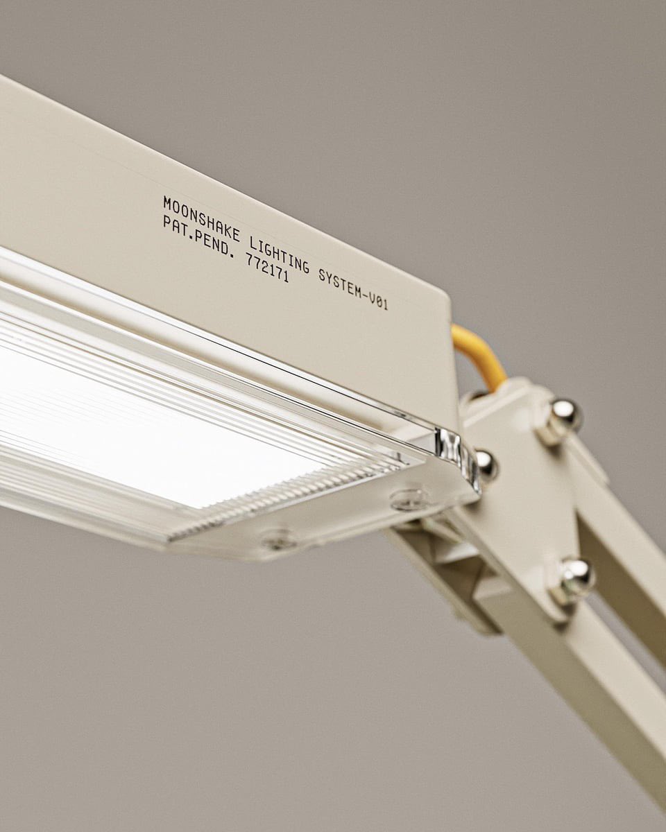 james_almeida's tweet photo. @dariusdan Moonshake Lighting System 🌙💡 https://t.co/rnoWV4PfFd