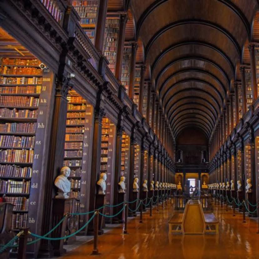 Paroles_auteurs's tweet image. "Le paradis, à n’en pas douter, n’est qu’une immense bibliothèque."
Gaston Bachelard, Colloque de Cerisy 

#paradis #bibliotheque #parolesdauteurs