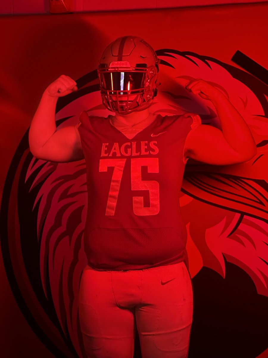 ColbyMorris75's tweet photo. Thankful for the opportunity to come out to Bridgewater for an official visit and to get the chance to talk with the coaches. 
@BH2OFootball @CoachKBarr @CoachLemn https://t.co/CiCbr1cSUP