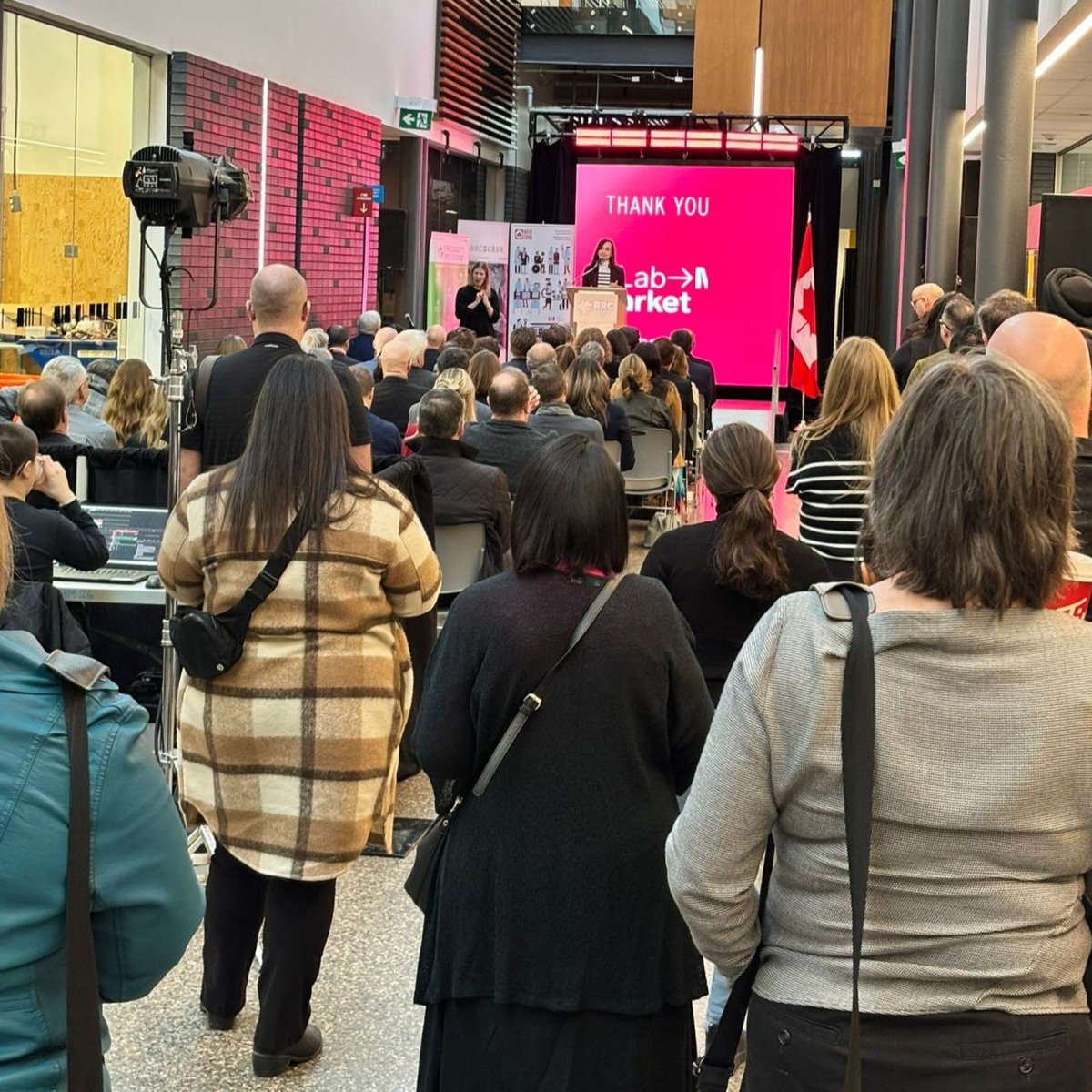 ProteinMB was thrilled to witness the incredible investment of $24 million into RRC Polytech as part of a national effort to accelerate entrepreneurship and research commercialization across Canada.

Read More about it here: lnkd.in/gKKjyhHf.