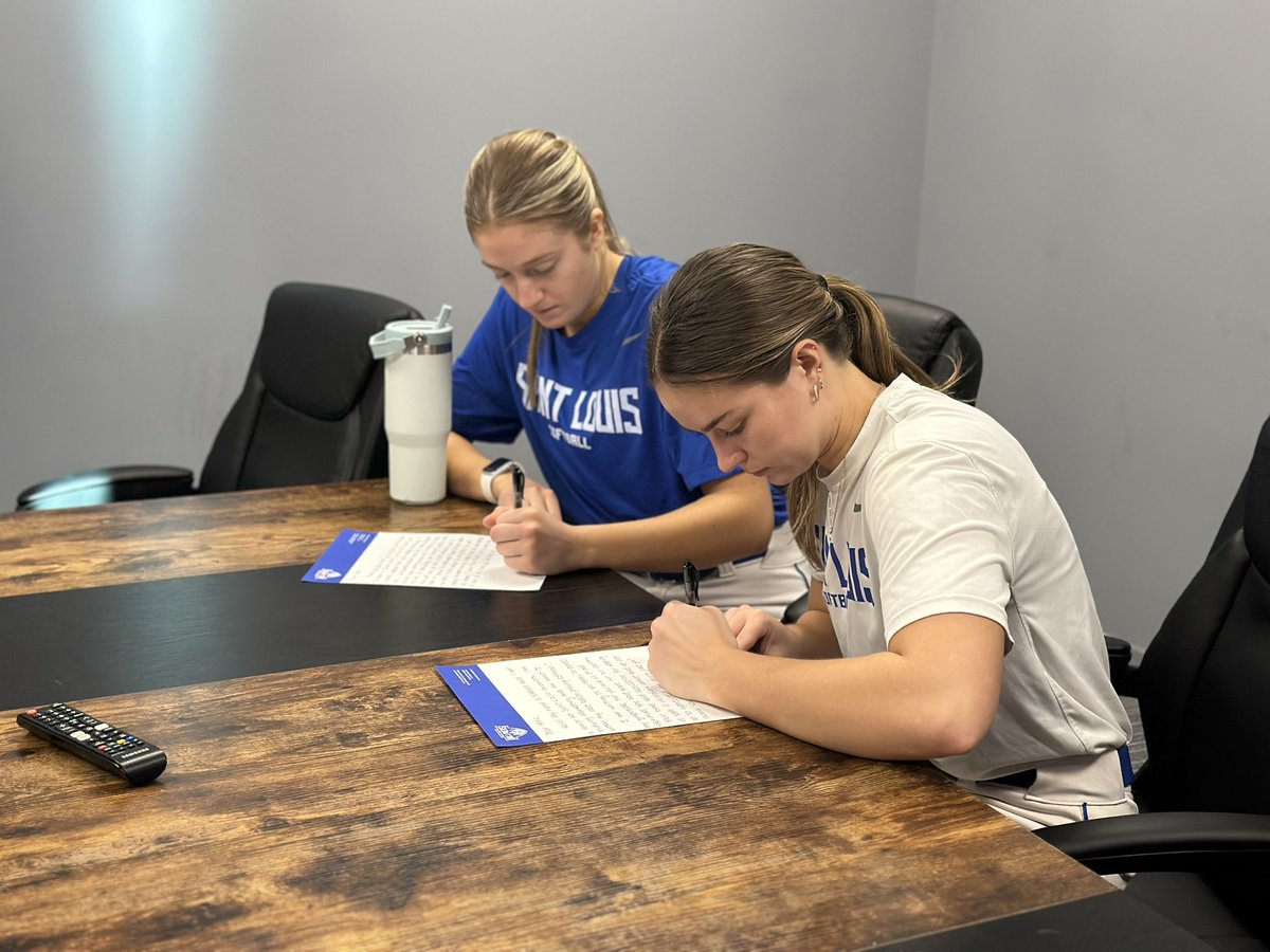 SLU Softball (@slusoftball) on Twitter photo MLK Day of Serviceโon this day we celebrate Dr. King through service that strengthens, empowers, bridges, and creates community. We do this through <a href="/OpGratitude/">Operation Gratitude</a> letter writing to heroes! MLK Day of Serviceโon this day we celebrate Dr. King through service that strengthens, empowers, bridges, and creates community. We do this through <a href="/OpGratitude/">Operation Gratitude</a> letter writing to heroes!