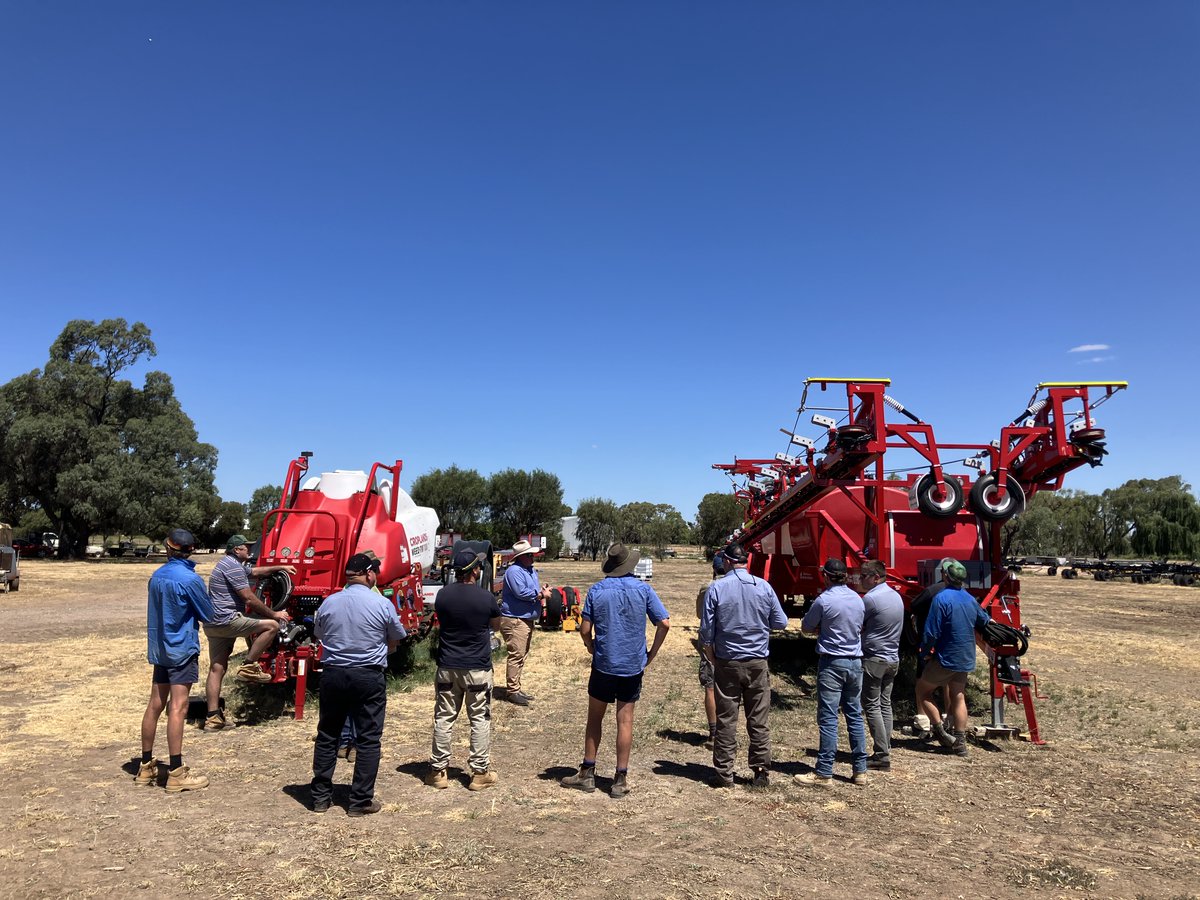 Croplands Territory Managers Brett Kay and David Hamilton have teamed up with dealer O'Connors to run a series of WEED-IT demo days for local growers and training for dealership staff in the Swan Hill, Corowa and West Wyalong regions.

#croplands #oconnors #demoday #localdealer