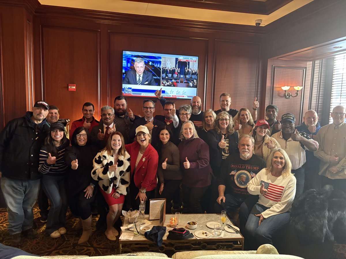 onewakecounty's tweet photo. North Carolina patriots celebrating in DC! 🐘🇺🇸❤️

#ncpol #teamonewake #Inauguration2025 https://t.co/szRMPoasmY
