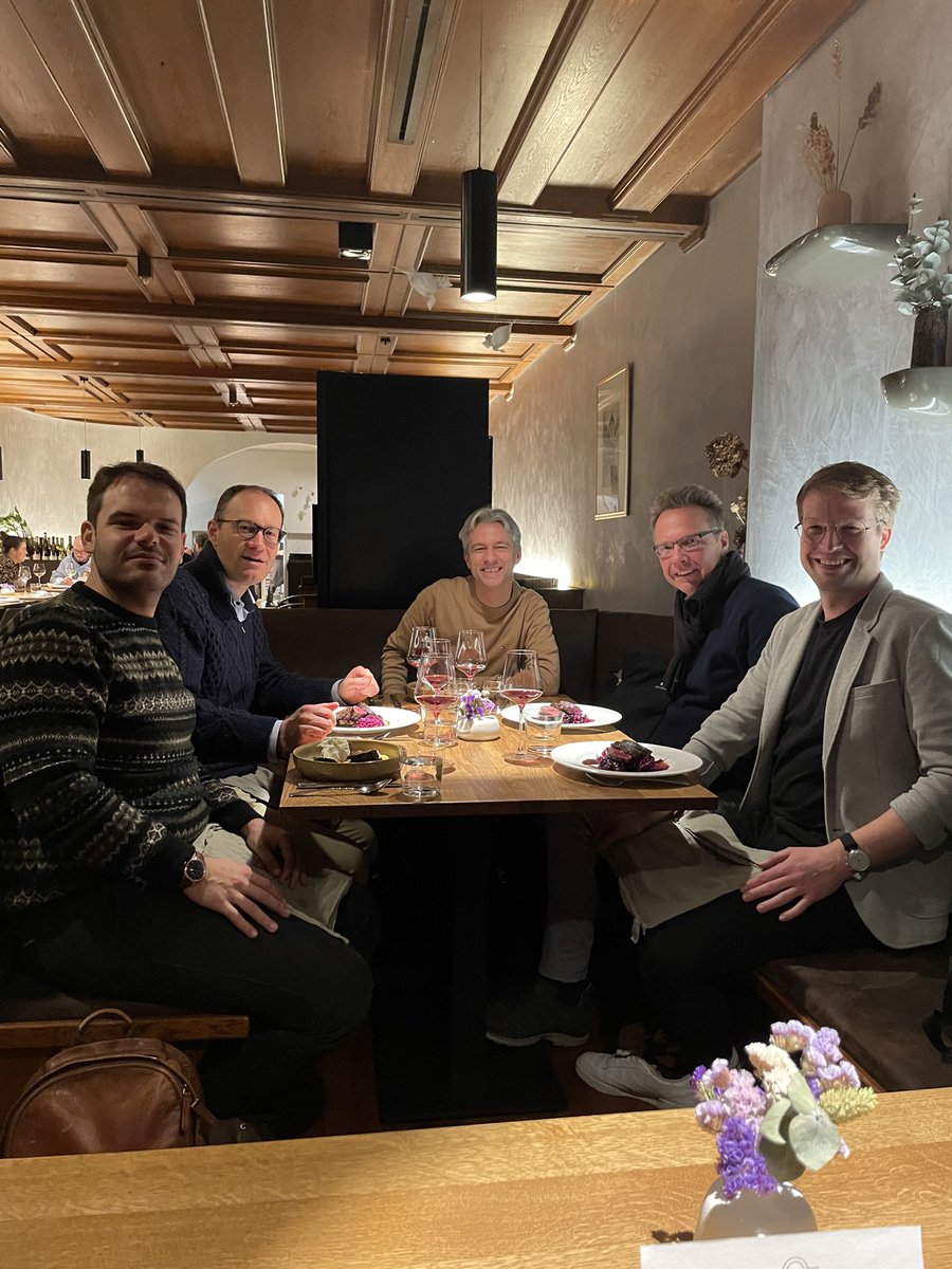 WerzLab's tweet image. Chemical progress by technological innovation - very happy to host Tim Noel @NoelGroupUvA @UniFreiburg @FreiburgChem for a @GDCh_aktuell talk @WerzLab @DumeleLab @BBreitLab @TobiasSchnitzer @pappas_babis @KrossingGroup @jessenlab