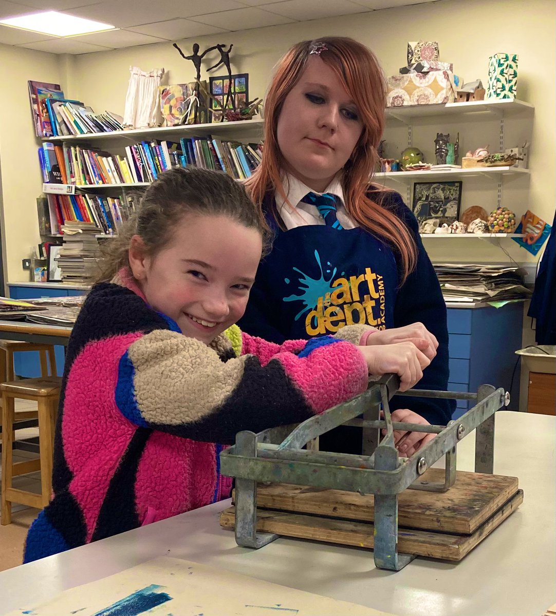 Art_BASFC's tweet photo. Open night one ✅ Wonderful to meet so many budding artists. Join us again on Tuesday 21st Jan 7-9pm to have a go at some printmaking and step through our Marigold Bridge! 🌼 https://t.co/cr3mhQ0fJS
