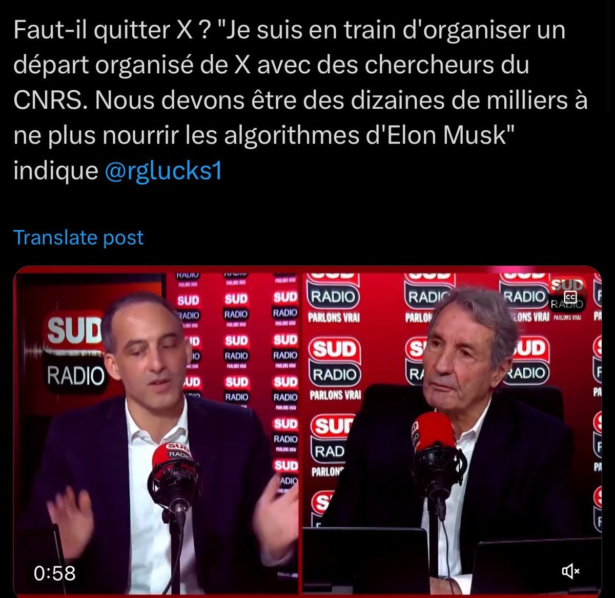 ChLECHEVALIER's tweet photo. HelloQuitteX : VOLEURS ET MENTEURS !
1/ #David_CHAVALARIAS a tapé sans scrupule dans la caisse du #CNRS (alimentée par TOUS les Français) pour élaborer HelloQuitteX, destiné à ses copains de gauche, voulant quitter "X" pour Bluesky.
2/ Il s'est fait prendre la main dans le sac...
3/ Du coup, il hurle des menaces de mauvais droit
PAS DE POT :
C'est l'ami de la #CIA, #Raphael_Glucksmann qui l'enfonce !!
Et, sur France_télé, Léa_SALAMÉ n'en parle pas...