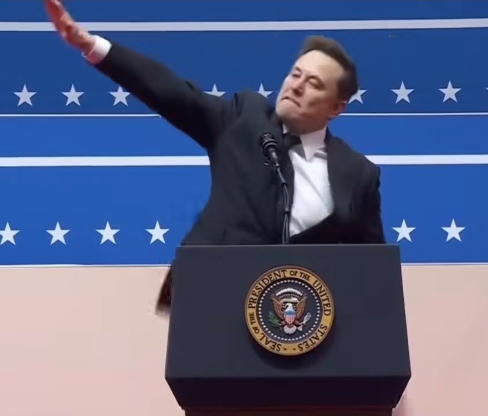 nymoen_ole's tweet photo. Schrecklicher Verdacht: Ist Elon Musk Kommunist? https://t.co/RLNJUPqO3k