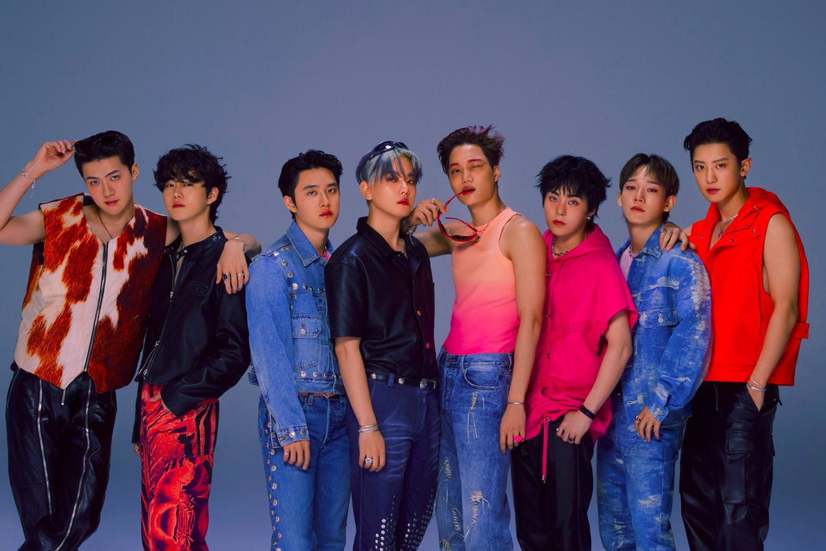 TOP100KPOP's tweet photo. Who is your EXO bias? https://t.co/mmdOBDYsA7