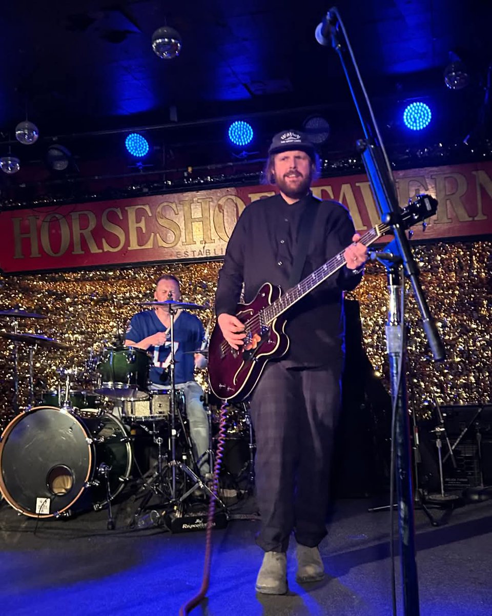 MoVernie's tweet photo. KEY Highlights of #landongamble live performance at Horseshoe Tavern.
#StrutEnt #LandonGamble #HorseshoeTavern #Toronto #Music #MoVernie @strutent https://t.co/hXGXi83i4k