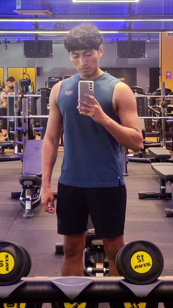 rodriwins17's tweet photo. Gotta be so strong 🔱
There’s a power in what you do
now, every other day I’ll be watching you #firstpicoftheyear #outside #fitness #gymboy #gymmotivation https://t.co/6fjrt3WhgK