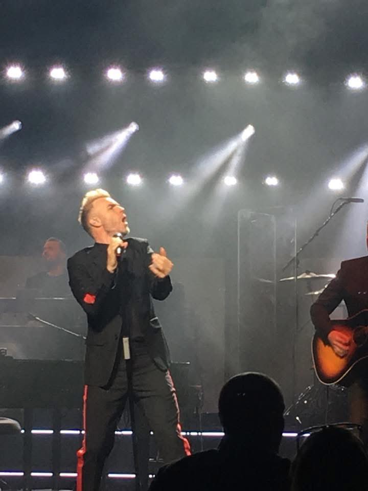 Kelley L tweet media