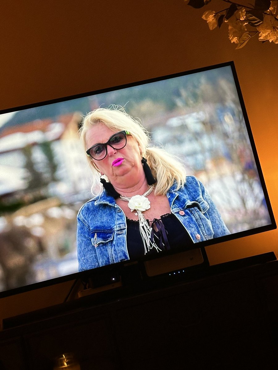 Die moeder is toch niet te doen!!!!!  #wintervolliefde