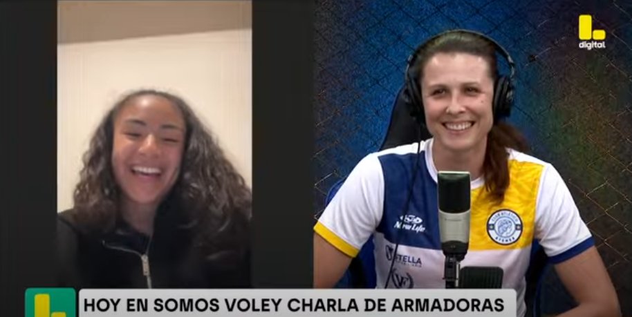 Se juntaron! 😱
Elena aconsejando a Yadhira. Sugiriéndole disfrutar su llegada a la liga A1🇮🇹  y regalándole aplausos. 🥹
Yadhira (que sueña con JJ.OO.) saludando a la armadora de Atenea (jugadora olímpica) y agradeciéndole por compartir su alegría. 

Una vez más, el vóley. 🤩🪄
