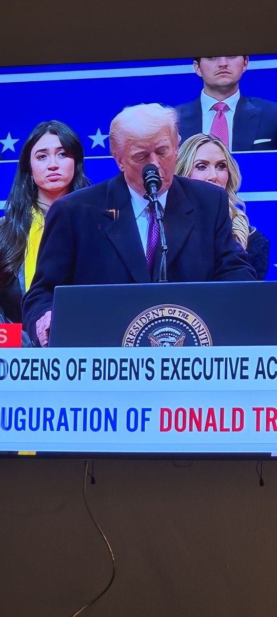 danielnyboe's tweet photo. This guy: "I'm going back to the oval office to pardon a lot of people" (who violently tried to overthrow democracy 4 years ago). 
Also this guy: "Other countries are emptying their prisons into USA". #theirony
#Inauguration https://t.co/fOBGH3j5if