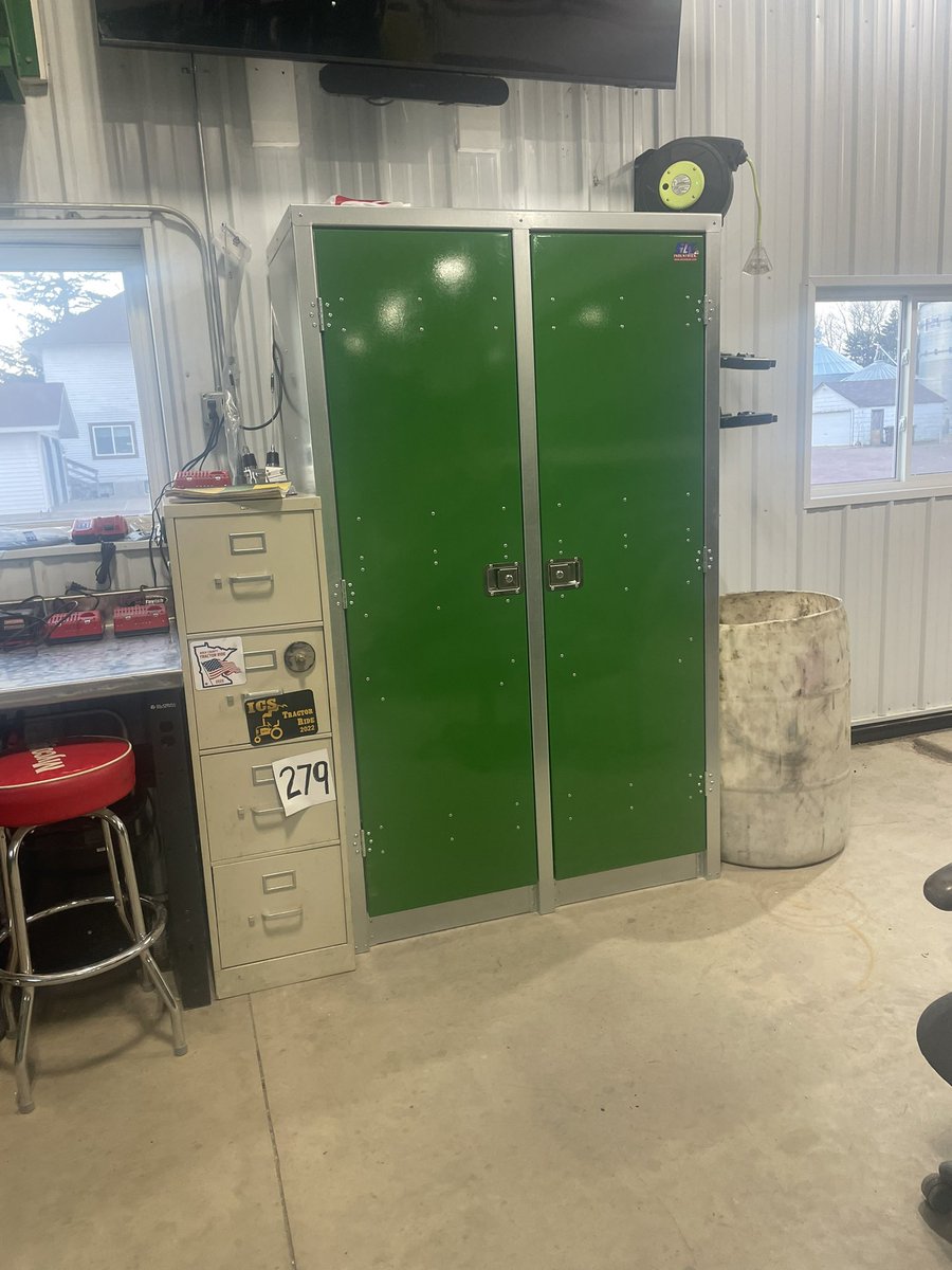 Trevor Fast tweet media