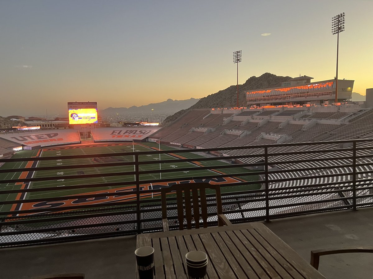 Oliver Gunn tweet media