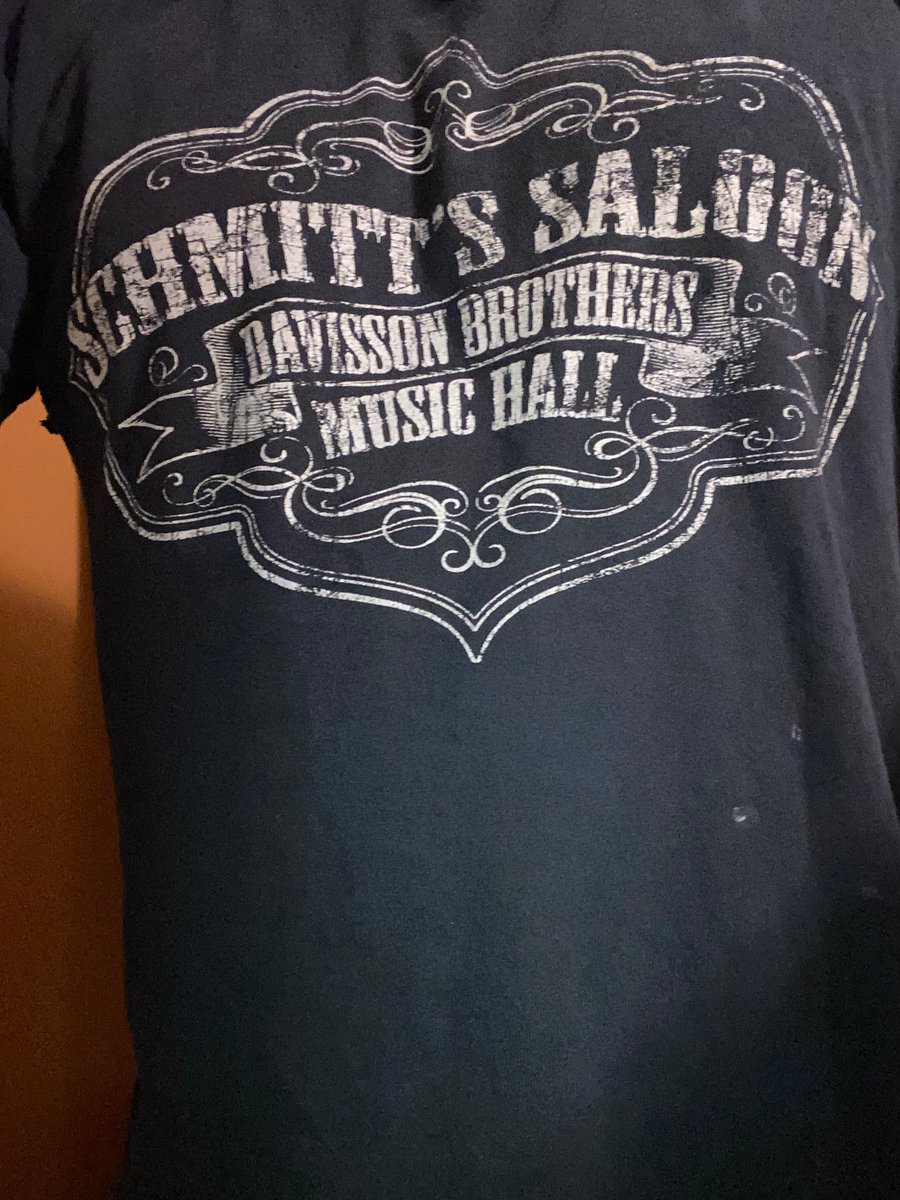 JShowwv's tweet photo. They say I need to throw this out.. I just can’t.. what’s your thoughts @OwenSchmitt35 https://t.co/20h70OlKak