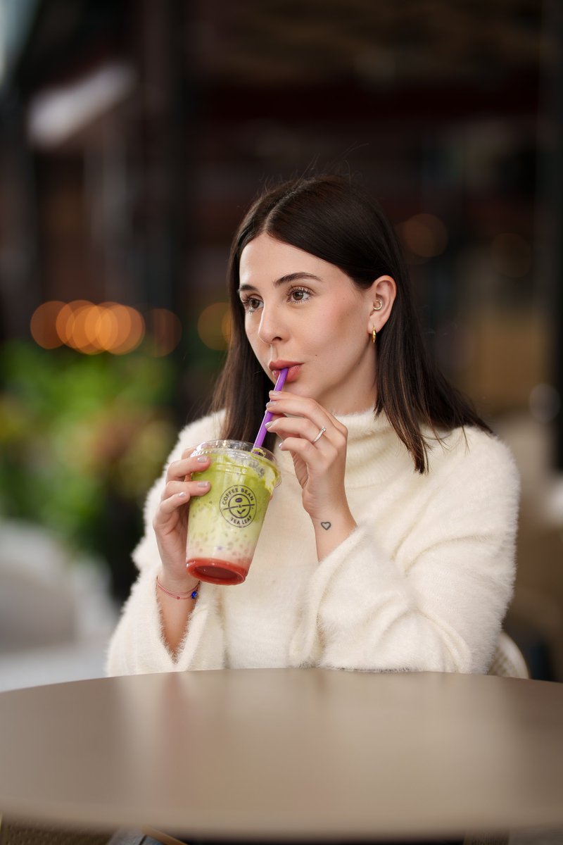 El Sirui 85mm 1.4 para cámaras Sony por $500 es una de las mejores opciones si no le llegas 💵 a 85mm GM II, aquí les muestro algunas pruebas con luz natural