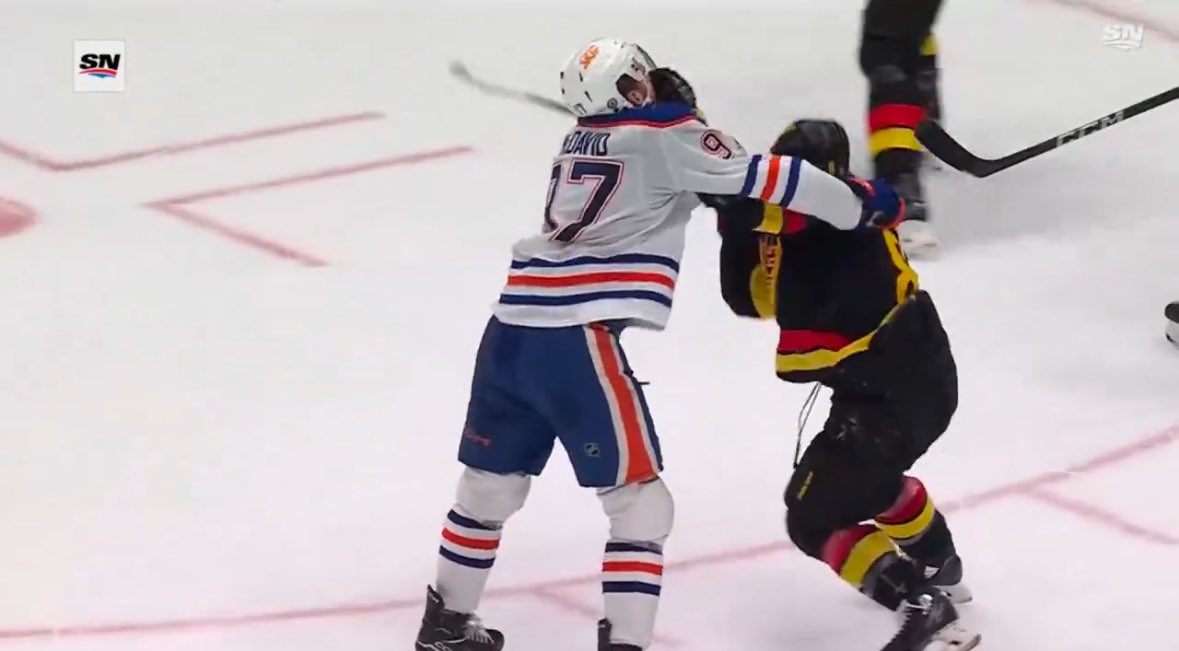 Edmonton Oilers forward Connor McDavid has been suspended for three games for cross-checking Vancouver Canucks forward Conor Garland.

McDavid will forfeit $195,312.51.