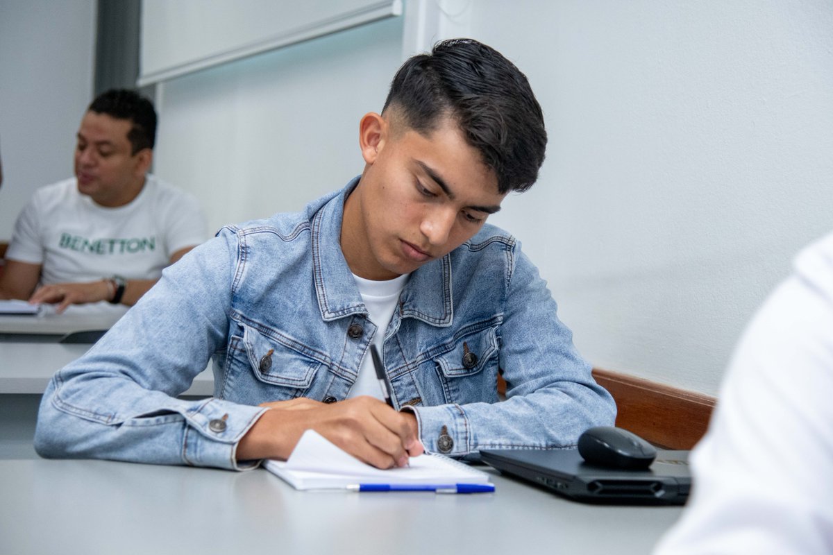 UAMNica's tweet image. ✅  El Language Center de la UAM inició la segunda cohorte del curso de Inglés Comunicativo con 23 participantes, quienes tendrán un aprendizaje con clases presenciales de lunes a viernes.

#UAM #languagecenter
