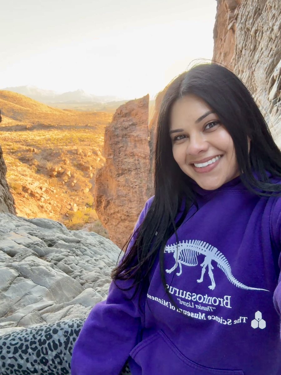Brendapayanbp's tweet photo. A little get away to Big Bend National Park, where the stars glisten and glow, and the sunsets are loud and roar. https://t.co/97rHaGcNMP