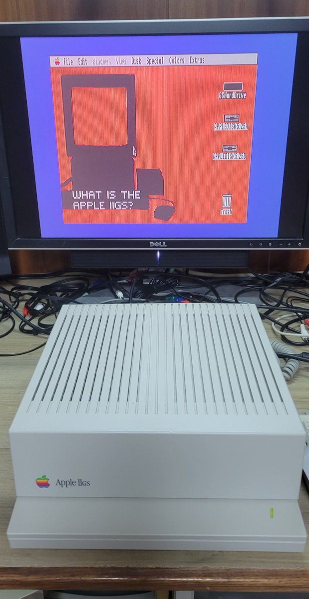AndrewsTechBrk's tweet photo. The Apple IIGS is upgraded, cleaned, and buttoned up. Next let’s see if I can get it online.
#retrocomputing #apple #iigs #appleiigs https://t.co/eS6lQ7NOb2