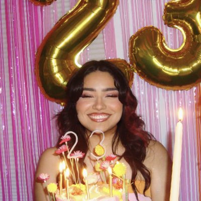beccagui's tweet photo. #NewProfilePic https://t.co/Nb7BlY0vML