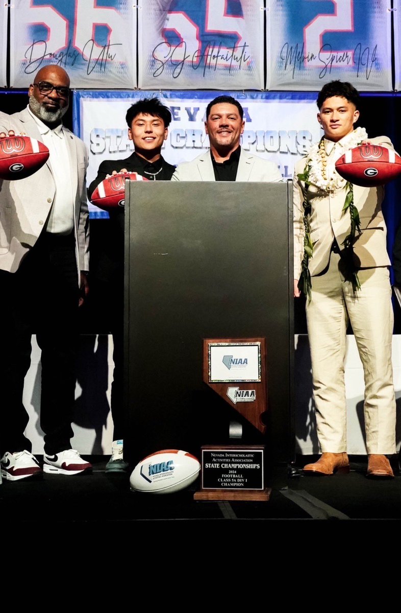 Brayton Correa (@braytoncorrea) on Twitter photo Honored to receive the <a href="/BishopGormanFB/">Gaels Football</a> PLAYMAKER AWARD. Blessed to have had the opportunity to play at the highest level of high school football and be recognized for my play. Thank you <a href="/Benwik21/">Bené Benwikere</a> <a href="/BrimmerJamaal/">Jamaal Brimmer #unlvalum #UNLVHOFamer</a> <a href="/Coach_Cos93/">Michael Cosgrove</a> for trusting me and developing me as a player and a man Honored to receive the <a href="/BishopGormanFB/">Gaels Football</a> PLAYMAKER AWARD. Blessed to have had the opportunity to play at the highest level of high school football and be recognized for my play. Thank you <a href="/Benwik21/">Bené Benwikere</a> <a href="/BrimmerJamaal/">Jamaal Brimmer #unlvalum #UNLVHOFamer</a> <a href="/Coach_Cos93/">Michael Cosgrove</a> for trusting me and developing me as a player and a man