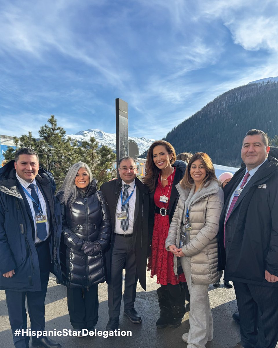 The #HispanicStarDelegation is shining at #Davos2025!
Championing our community and amplifying the voice of Hispanics driving progress. Hispanics are a key economic force—it’s time the world knows it!
Stay tuned: hispanicstar.org/hispanicsindav…
#TogetherWeShine #HispanicsInDavos