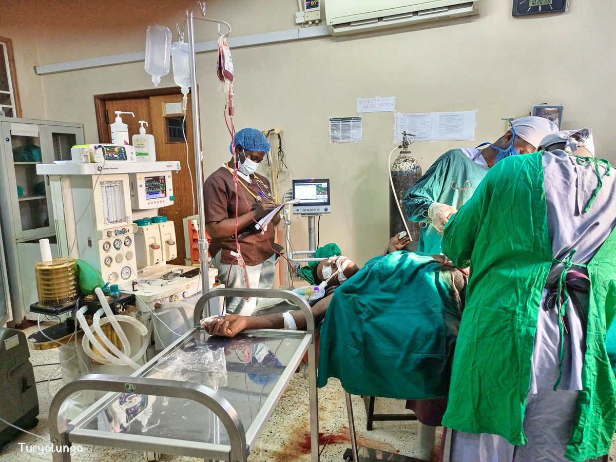 TURYATUNGANICH6's tweet photo. Caught behind the curtains at 2am is Ms @alimoker_s . My companion in offering Anaesthesia and critical care services in rural Midwestern Uganda. 
Women making a difference in surgical care. @AnesthesiaUg @MinofHealthUG @ainbyoo @BASAbusitema @nbstv https://t.co/eQSN0HwwZ1