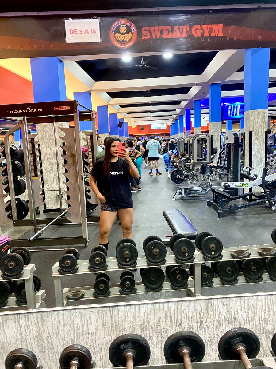 Kemberlyn96's tweet photo. Vamos lento, pero seguro. Y que ya se viene la temporada de pescado y Limón😅🥲🥲🥲 https://t.co/3hCw2xOAzj
