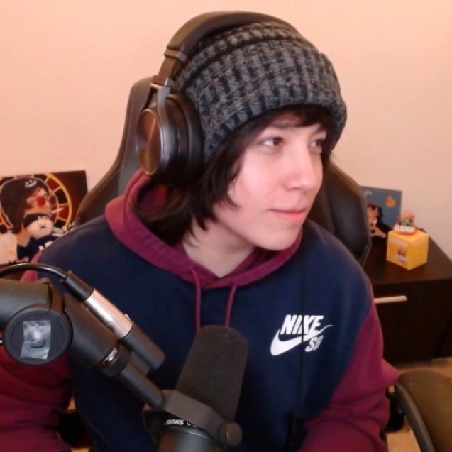 fl0werrb0y_'s tweet photo. https://t.co/9h6vd4OzwM