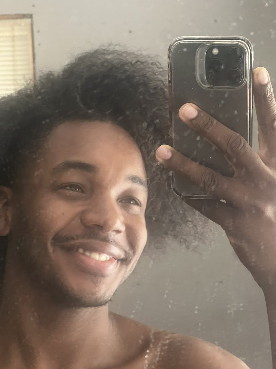 emachiavelli_'s tweet image. I don’t wanna overload myself on content creation, but I liked these, and selfies don’t do well on my main page on IG #evanmac #emachiavelli