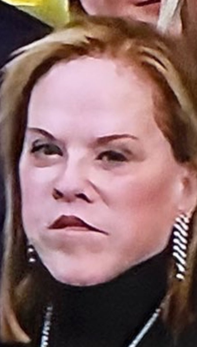 aymuhhh's tweet photo. @ajborlando Absolutely not human https://t.co/y8bSfSJKxN