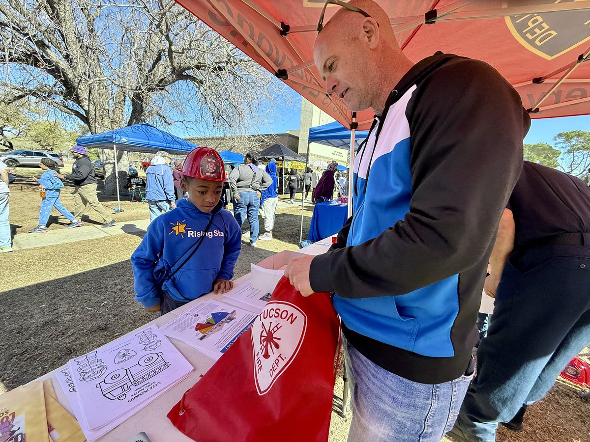 TucsonFireDept's tweet image. Tucson Fire is honored to be a part of the MLK Day celebration at Reid Park, celebrating Dr. King&apos;s legacy and the continued work for justice and equality in our community. 
#MLKDay #Tucson #CommunityUnity