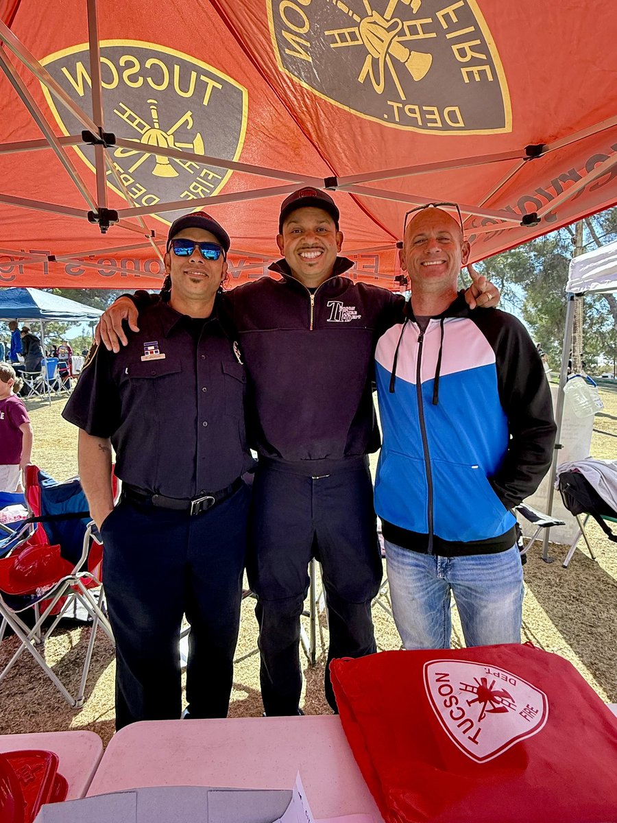 TucsonFireDept's tweet image. Tucson Fire is honored to be a part of the MLK Day celebration at Reid Park, celebrating Dr. King&apos;s legacy and the continued work for justice and equality in our community. 
#MLKDay #Tucson #CommunityUnity