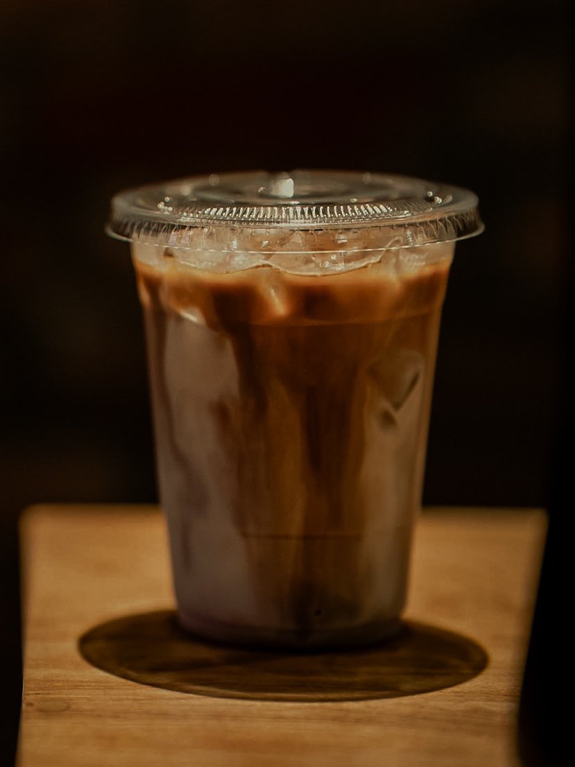 Because iced lattes hit different, no matter the season ☕❄️ Open late at our Sugar Land location! 
_
#SugarLand #SugarLandCoffeeShop #LocalCoffee #Coffee #LateNight #WorkGrind #IcedLatte #Espresso #CoffeeAndChill #StudySpot #LocalBusiness #BlackOwnedBusiness #SupportLocal
