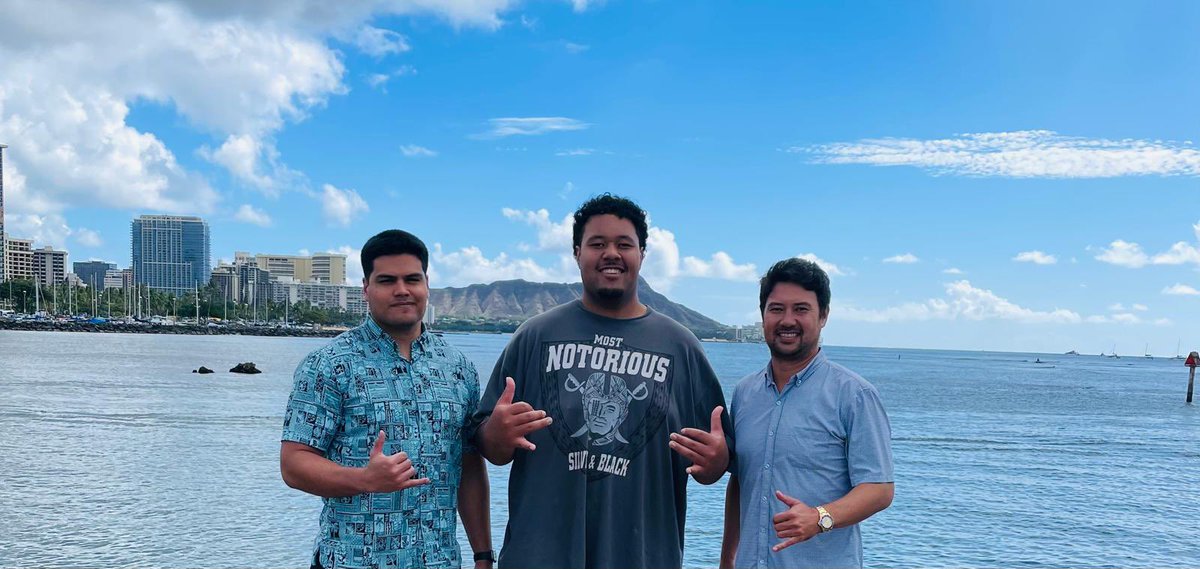 Malo ‘aupito to Tonee and Christian for helping me out with my scholarship! 🙏🏽