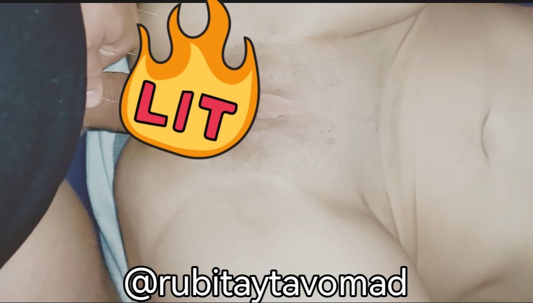rubitaytavomad's tweet photo. ¿Qué tal si hacemos el primer juego de este 2025? 😈😈
Ya sabéis, quien haga RT🔄 le pasamos el video
A ver si conseguimos subir la temperatura hoy 🔥🔥🔥
#martesdetentación
#MartesDeMorboYProvocación
#milf
#ParejasReales
#parejahot https://t.co/O0NsT9GcDA