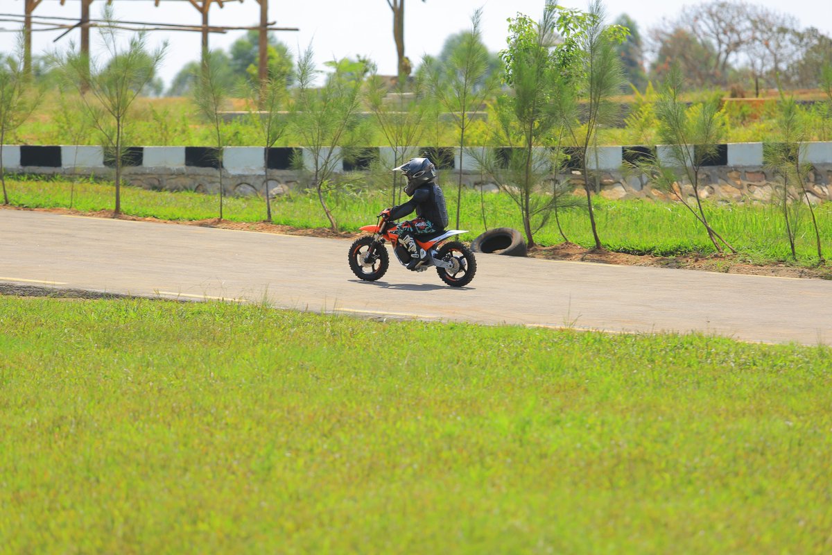 park_busika's tweet image. 📅 Every [Days of the week] | ⏰ 10 am - 12 noon  
💰 100k per child (refreshments included!)  
📍 Busiiika  
Spots are limited—email us at info@extremeadventures.co.ug or call +256 755 933 006/7/8 to secure your child's place today! 
#Extreme  #MXTraining