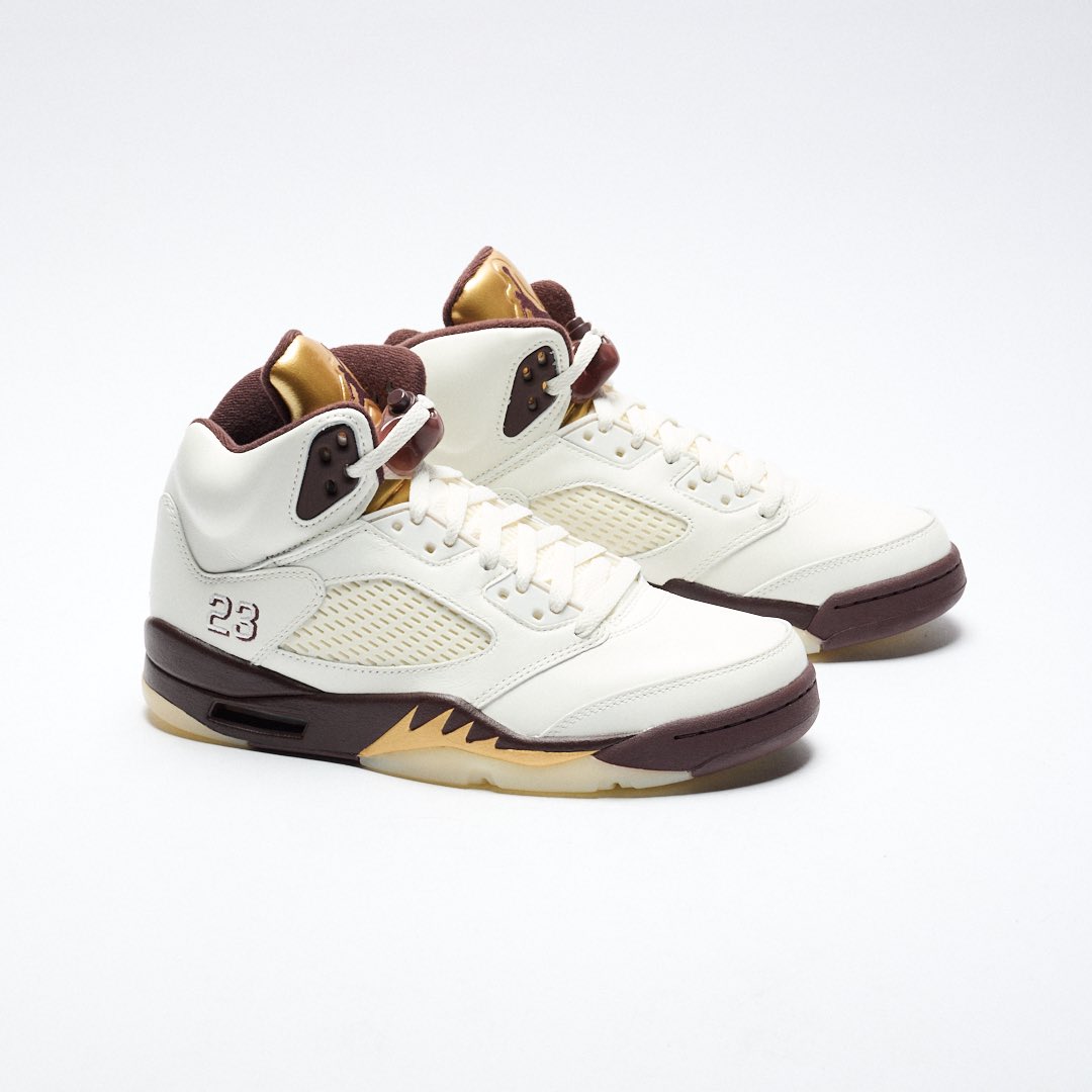 Jordan Wmns AJ 5 Retro 'Golden Ticket' // Available Wednesday, 1/22 at all UNDEFEATED Chapter Stores and Undefeated.jp