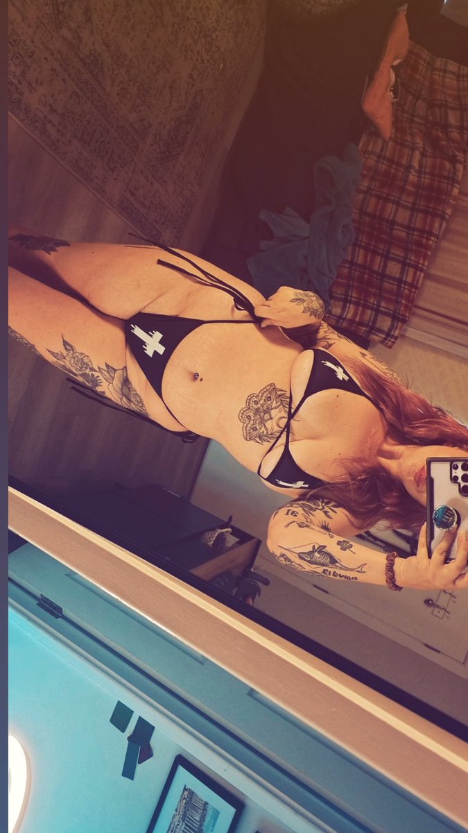 SoftandpeachyOF's tweet photo. Hit up my onlyfans link
https://t.co/aSV6onh5A6 https://t.co/4BgY2BdI5P