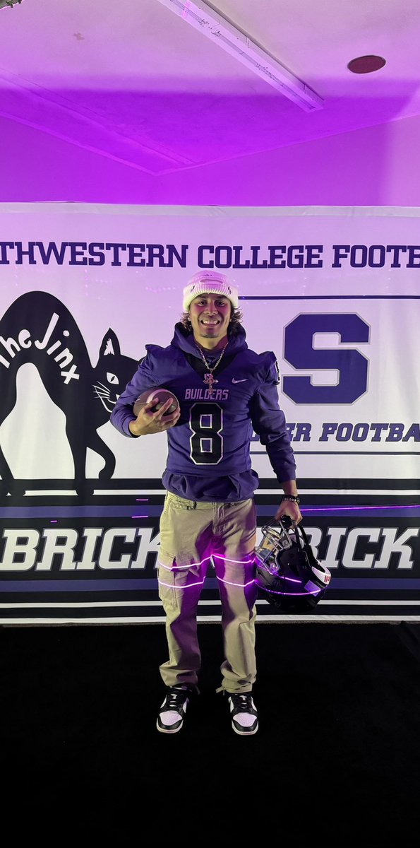 romeo ortiz (@_itz_romeo) on Twitter photo Southwestern College Official Visit ☑️
#notcommitted
@coach_cody_witt <a href="/CoachGriffSC/">Brad Griffin</a> <a href="/BuilderFootball/">SC Builder Football</a> Southwestern College Official Visit ☑️
#notcommitted
@coach_cody_witt <a href="/CoachGriffSC/">Brad Griffin</a> <a href="/BuilderFootball/">SC Builder Football</a>
