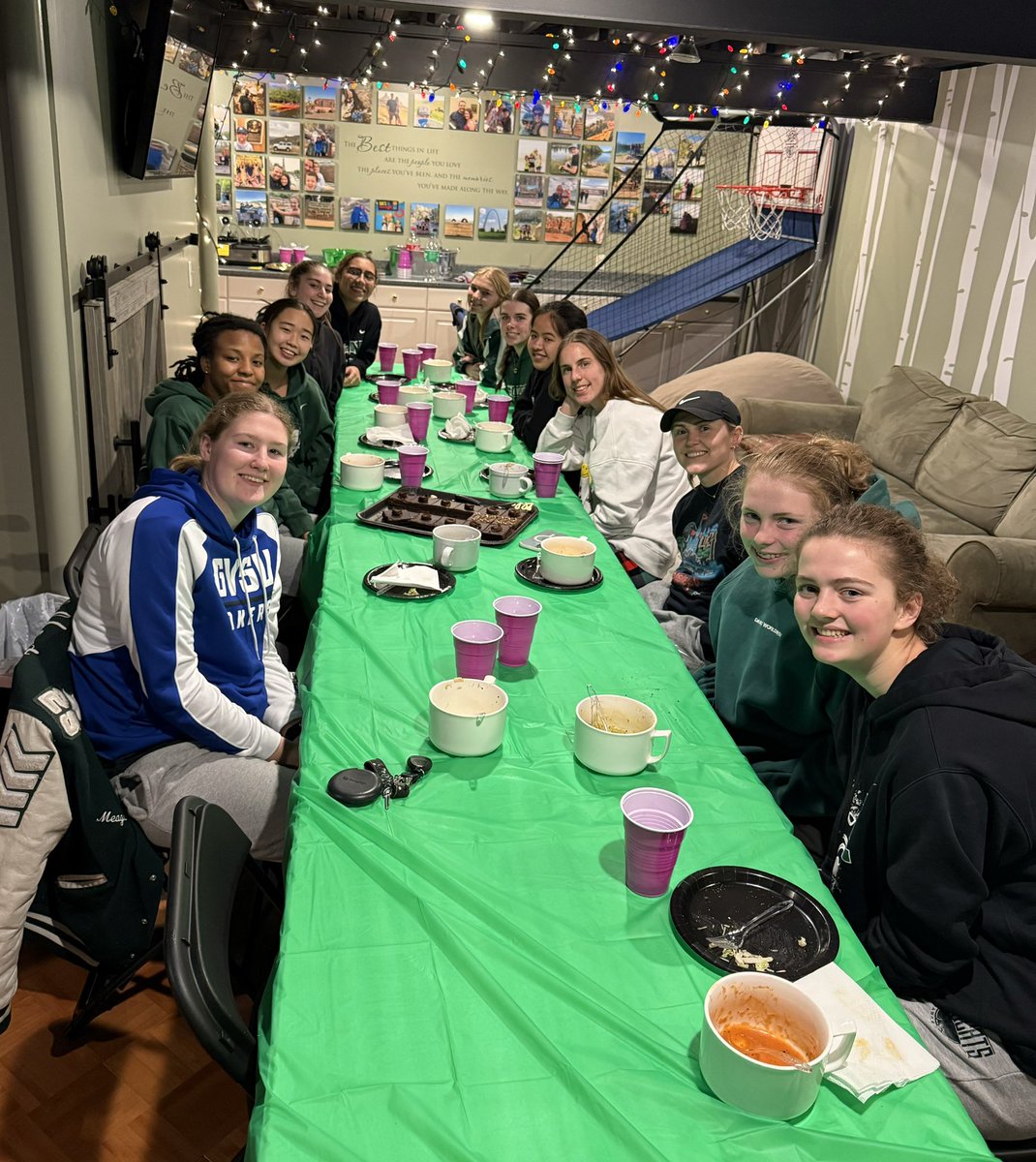 Mrs. Partyka (Masserant) (@mrspartyka) on Twitter photo The perfect menu for this frigid weather! Thank you Hartke family for the delicious soup bar! π₯Άπ₯£ #MondayMood <a href="/NoviGirlsHoops/">NoviGirlsBasketball</a> The perfect menu for this frigid weather! Thank you Hartke family for the delicious soup bar! π₯Άπ₯£ #MondayMood <a href="/NoviGirlsHoops/">NoviGirlsBasketball</a>